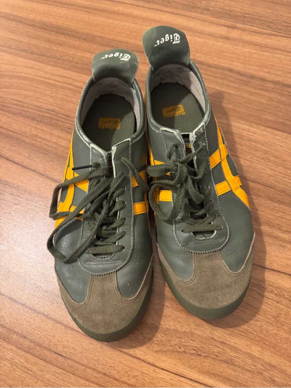 Onitsuka Tiger Olive Green & Yellow Men's Casual Sneakers